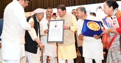 मुख्यमंत्री पुष्कर सिंह धामी ने हल्द्वानी में वरिष्ठ नागरिक सम्मान एवं खेल समारोह में किया प्रतिभाग