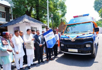 मुख्यमंत्री पुष्कर सिंह धामी ने एचडीएफसी बैंक द्वारा प्रदत्त 4 अत्याधुनिक एम्बुलेंस का किया फ्लैग ऑफ