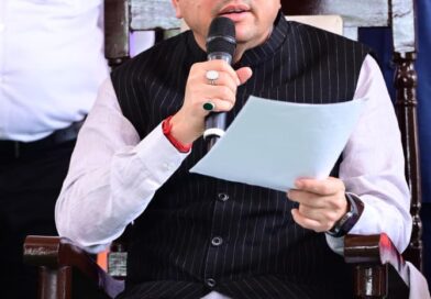 मुख्यमंत्री पुष्कर सिंह धामी ने कहा, सरकार  स्वयं जनता के द्वार पहुंचकर कर रही समस्याओं का समाधान