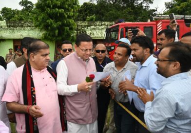 सीएम धामी ने सुनीं जनता की समस्याएं, शेर नाला पर 9.93 करोड़ की लागत से बने डबल लेन पुल का किया लोकार्पण