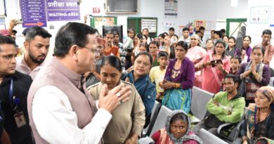 मायापुर टनल हादसा :  सीएम धामी ने अस्पताल पहुंचकर घायल श्रमिकों का जाना हाल