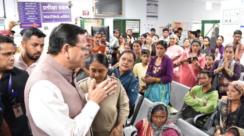 मायापुर टनल हादसा :  सीएम धामी ने अस्पताल पहुंचकर घायल श्रमिकों का जाना हाल