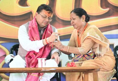 मुख्यमंत्री धामी की महिलाओं को बड़ी सौगात, 60 साल की उम्र से रोडवेज बसों में मिलेगा मुफ्त सफर