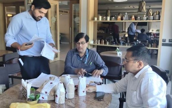 नकली पनीर और गैर-दुग्ध उत्पादों पर धामी सरकार का शिकंजा, ऋषिकेश से टिहरी तक होटलों में छापेमारी