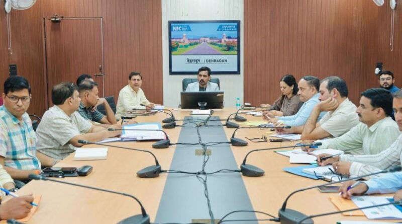 सिंगल यूज प्लास्टिक पर डीएम सख्त, सप्लाई नेटवर्क तोड़ने के निर्देश